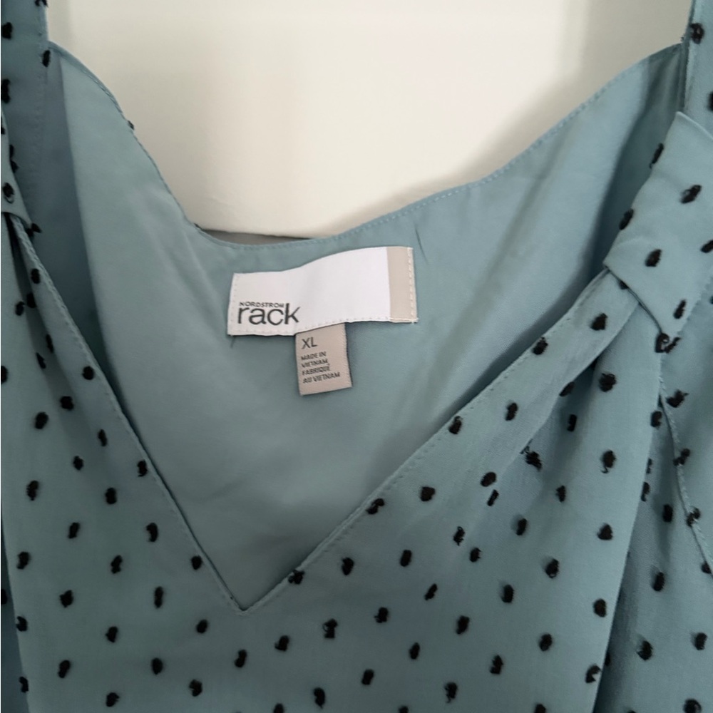 Nordstrom Blue and White Polka Dot Camisoles woman’s size XL blue and cream - Picture 2 of 5